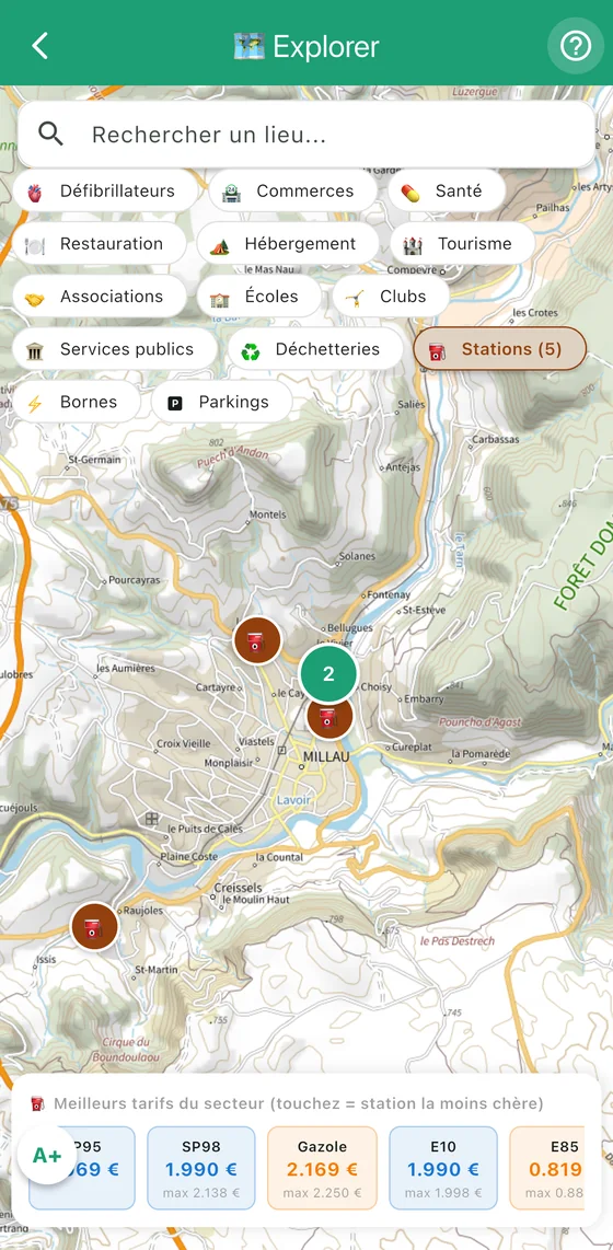 Écran de la carte de la commune dans Ma Ville Citoyenne, avec les filtres de lieux au-dessus du plan